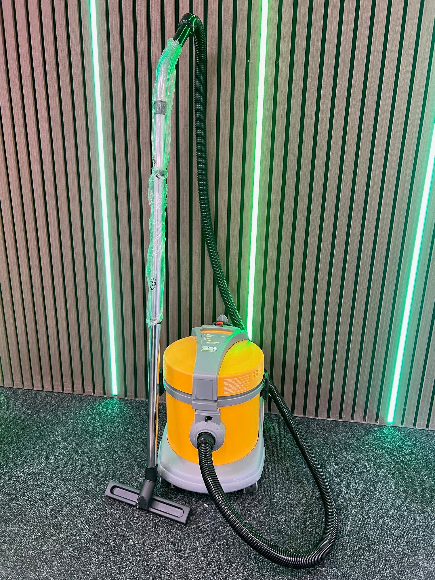 Refurbished Ghibli ASL7 Commercial Wet and Dry Vacuum - 110v - Vacuum Cleaner