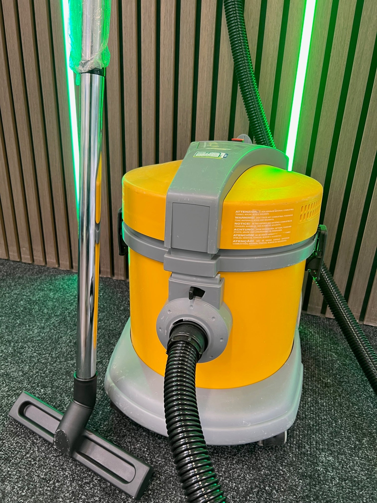Refurbished Ghibli ASL7 Commercial Wet and Dry Vacuum - 110v - Vacuum Cleaner