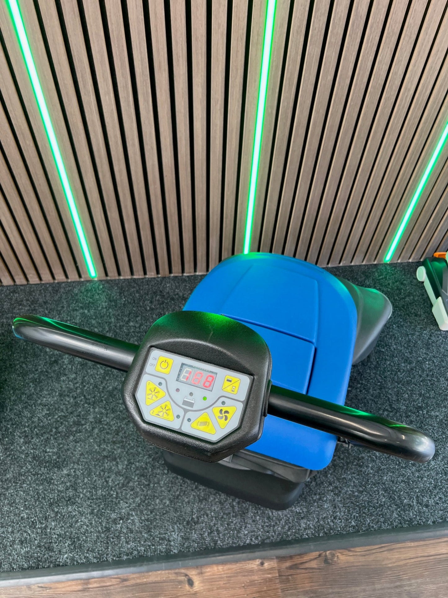 Refurbished IPC 464 Battery Powered Sweeper For Indoor & Outdoor - Sweeper