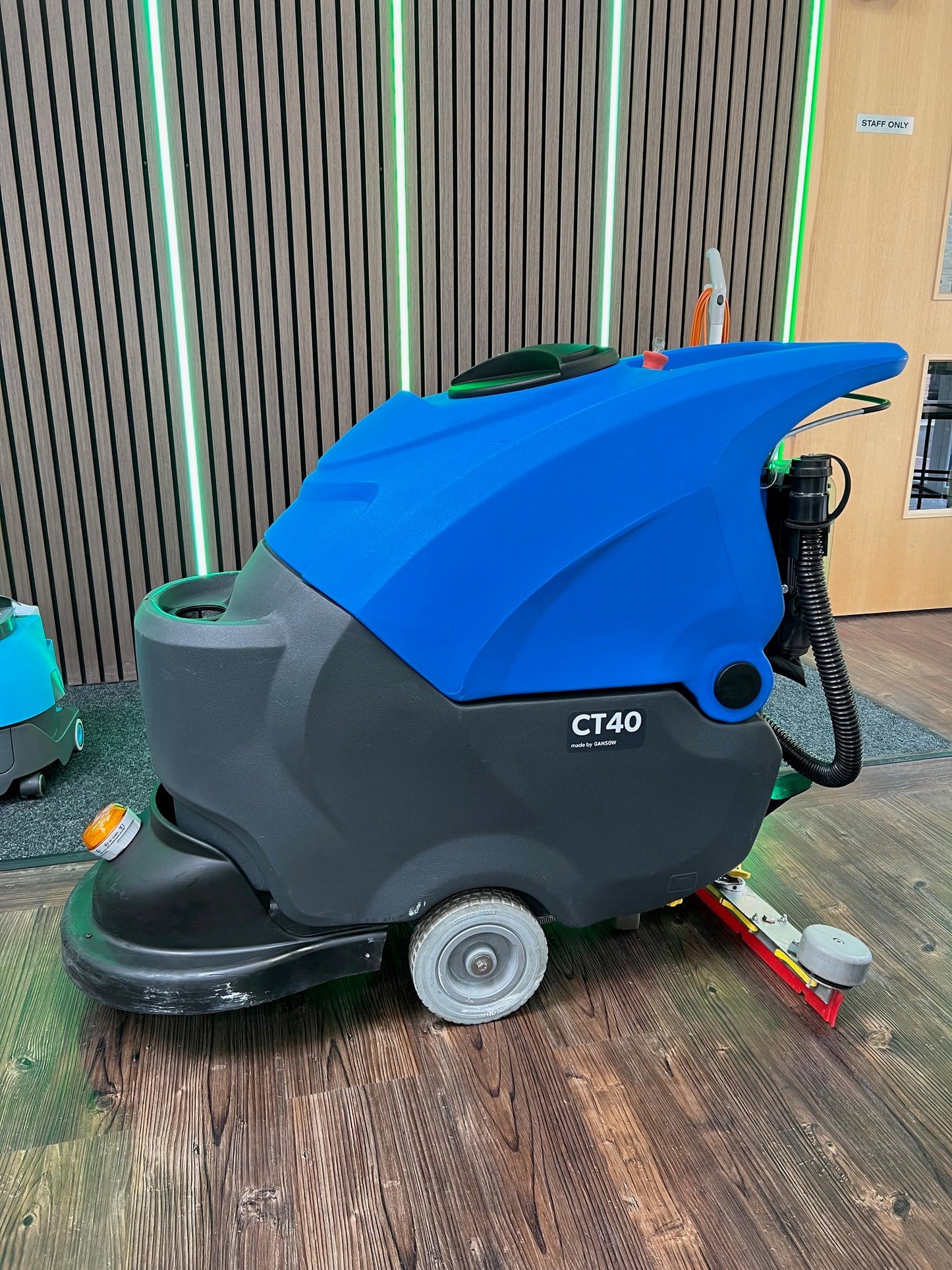 Refurbished IPC Gansow CT40 20’’ Pedestrian Scrubber Dryer - Scrubber Dryer