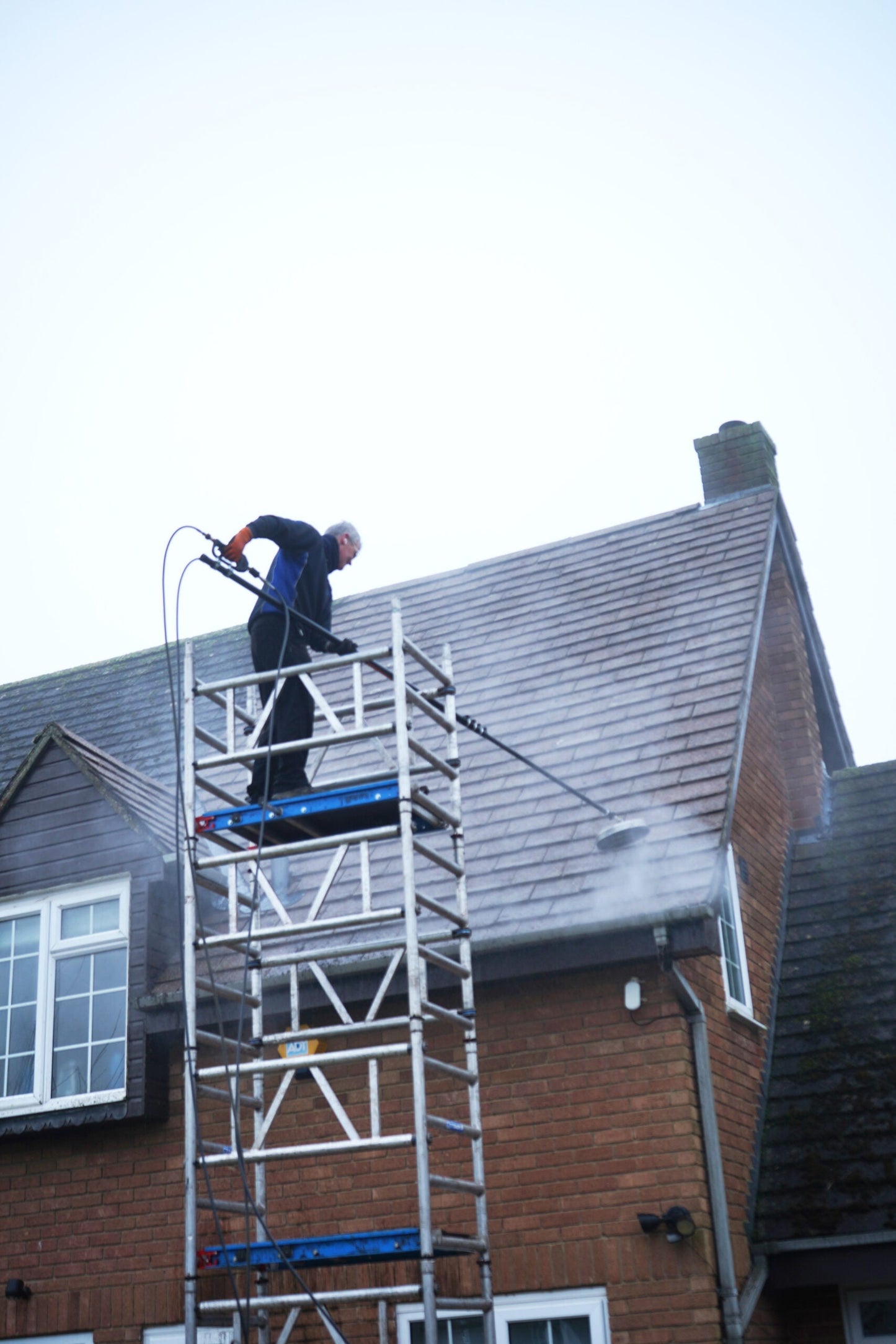 skyWash Roof Cleaning System - Premium Pole and Surface Cleaner - Roof Cleaning