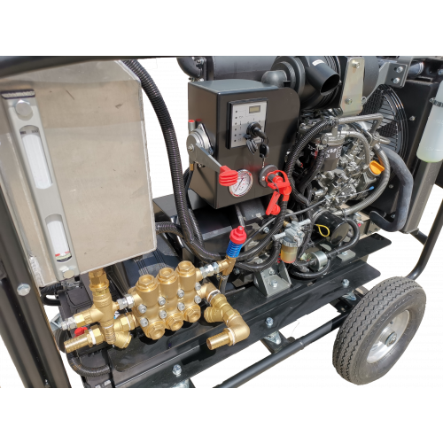 Maxflow Industrial Diesel Pressure Washer – Yanmar 3 Cylinder Water Cooled 40LPM 200 Bar Trolley Frame