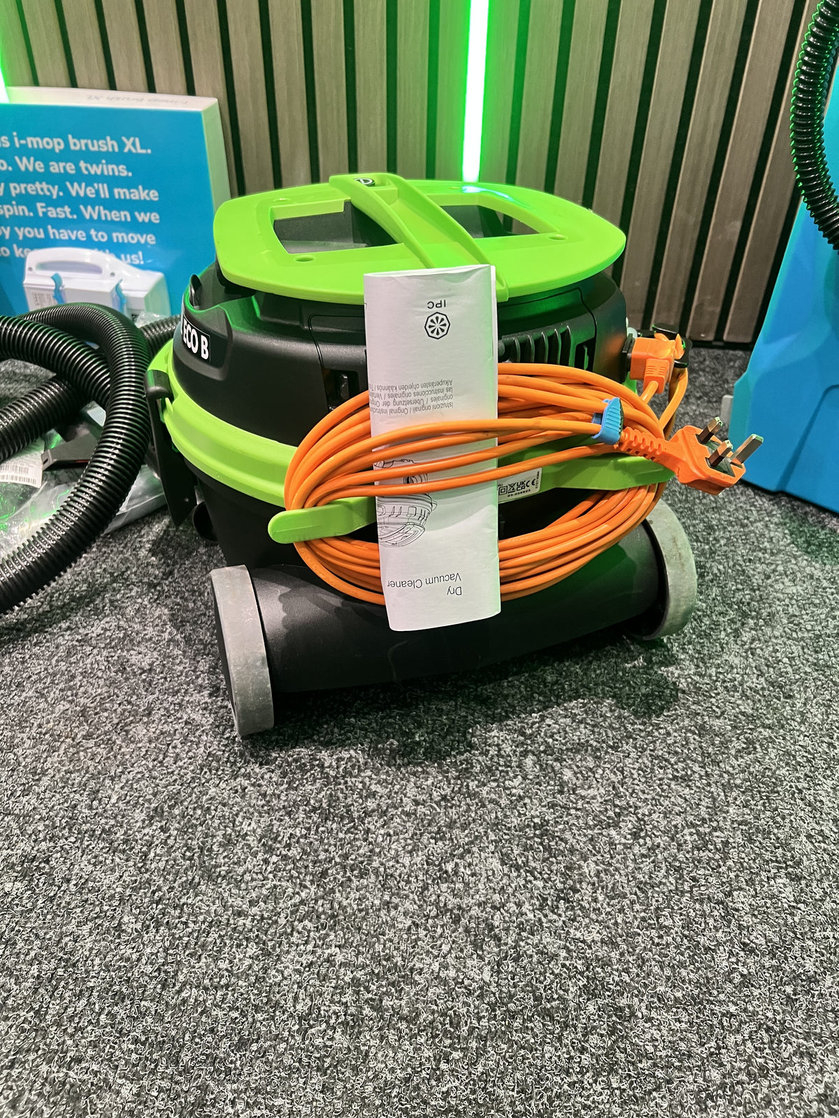 Ex Demo IPC LP1/12 ECO B Commercial Dry Vacuum Cleaner - 240v