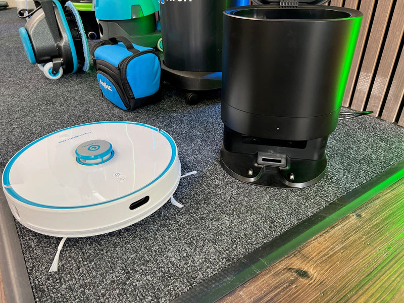 I-Team Vacuum Cleaner Refurbished i-Vac Cobotic 1700 Robot Vacuum Cleaner & Self Emptying Dock 01037364522874 COB17N.FCT.0240A - Buy Direct from Spare and Square