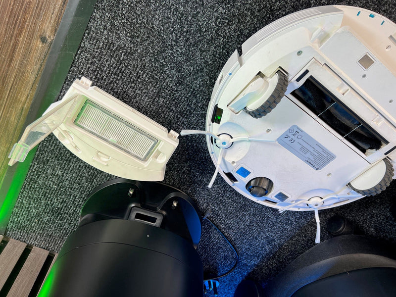 I-Team Vacuum Cleaner Refurbished i-Vac Cobotic 1700 Robot Vacuum Cleaner & Self Emptying Dock 01037364522874 COB17N.FCT.0240A - Buy Direct from Spare and Square