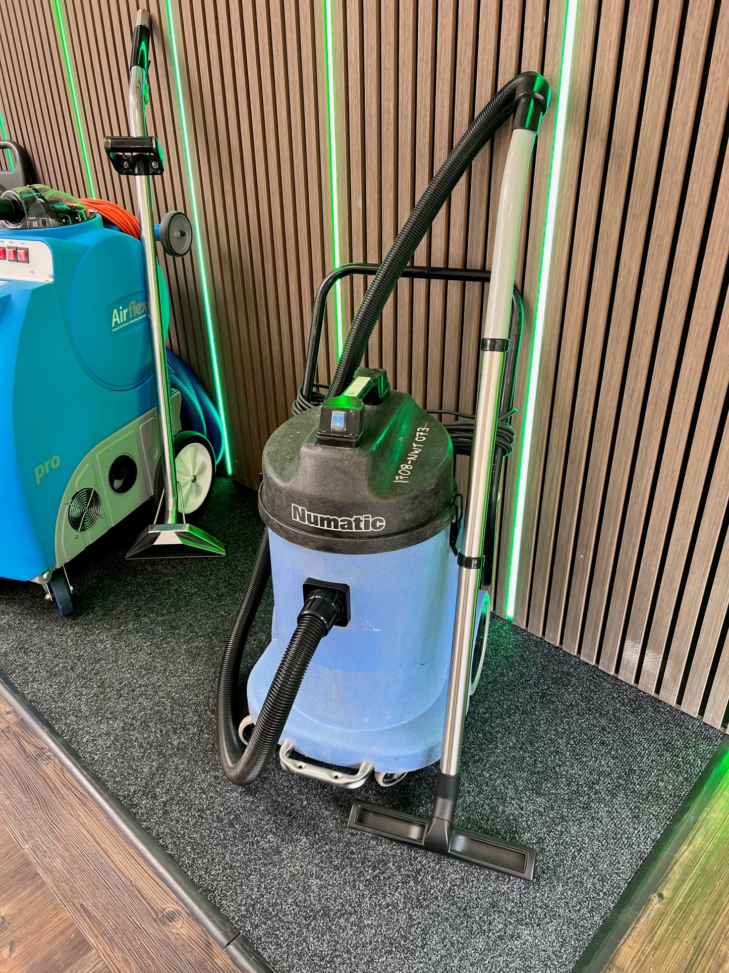 Used Numatic WVD900-2 Commercial Wet and Dry Vacuum - 110v