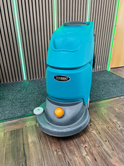 Refurbished Tennant T290 20" Pedestrian Scrubber Dryer With Traction