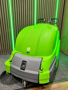Refurbished IPC 512 Battery Powered Sweeper For Indoor & Outdoor