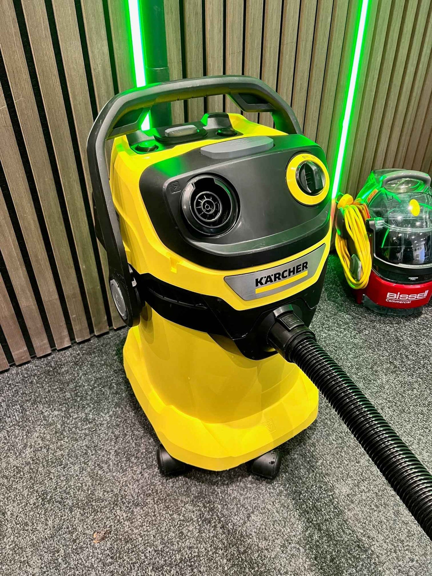 Refurbished Karcher WD5 Wet and Dry Vacuum Cleaner