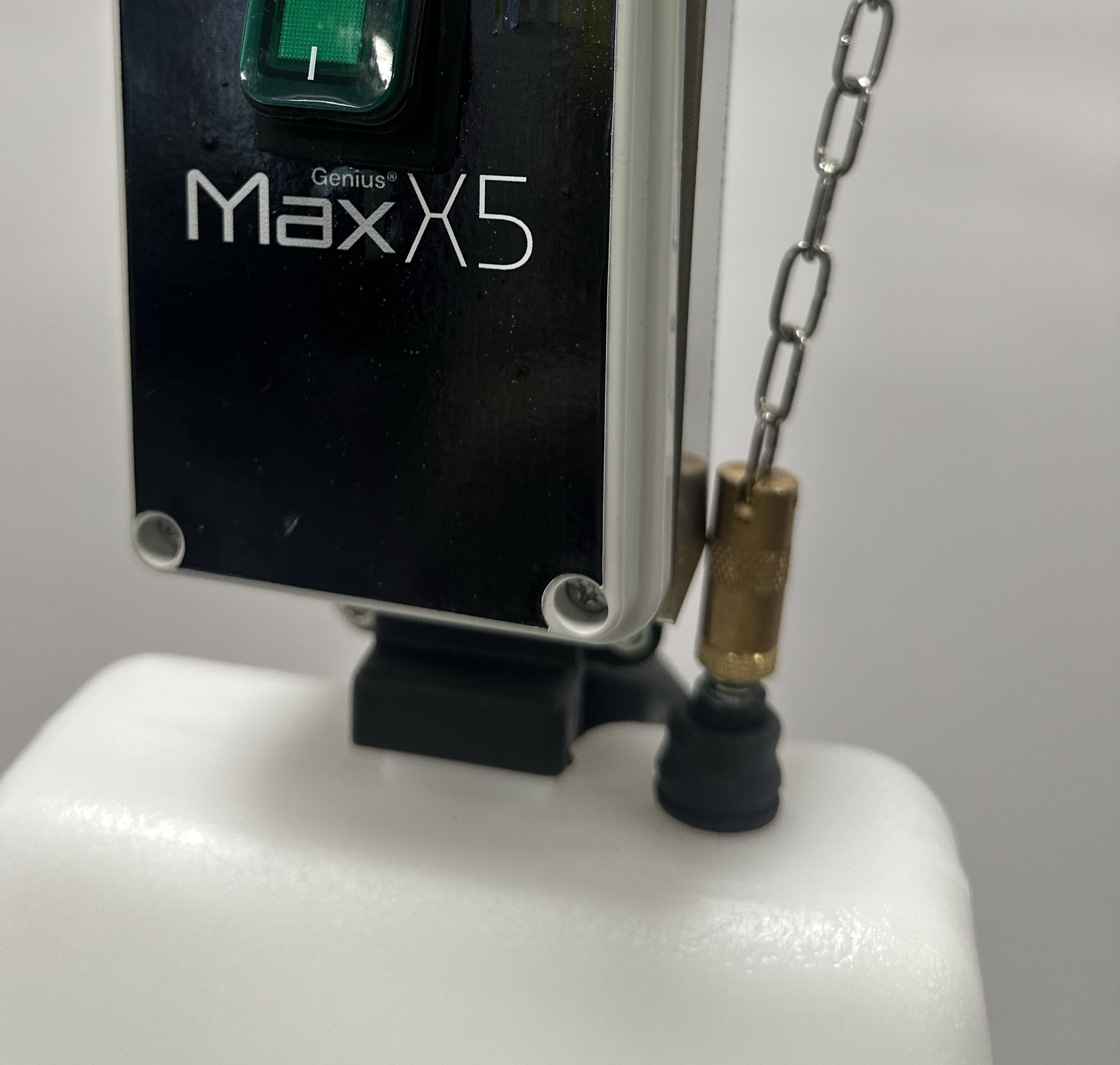 Genius Max X5 Battery Powered Orbital Floor Cleaning Machine