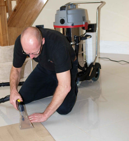 Kiam Aquarius Contractor Professional Carpet and Upholstery Cleaner