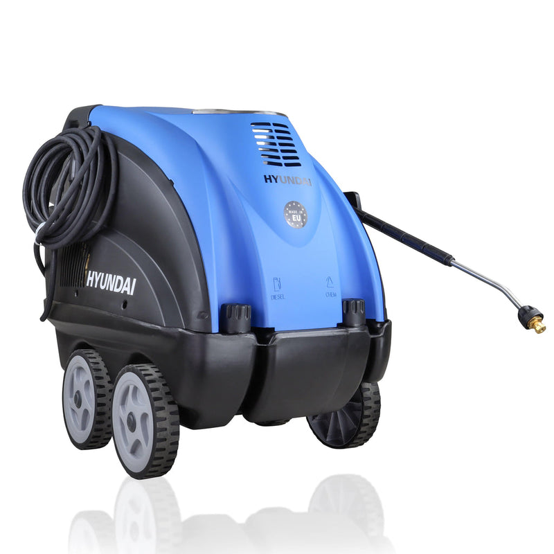 Hyundai Pressure Washer Hyundai 2170PSI Hot Pressure Washer, 140°c - HY150HPW-1 5056275799762 HY150HPW-1 - Buy Direct from Spare and Square