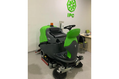 IPC CT160 BT75R Scrubber Dryer With Sweep Function - 160 Litre - 30 Inch - Scrubber Dryer