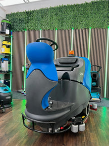 Refurbished Gansow IPC CT160 BT85 32’’ Ride On Scrubber Dryer - Scrubber Dryer