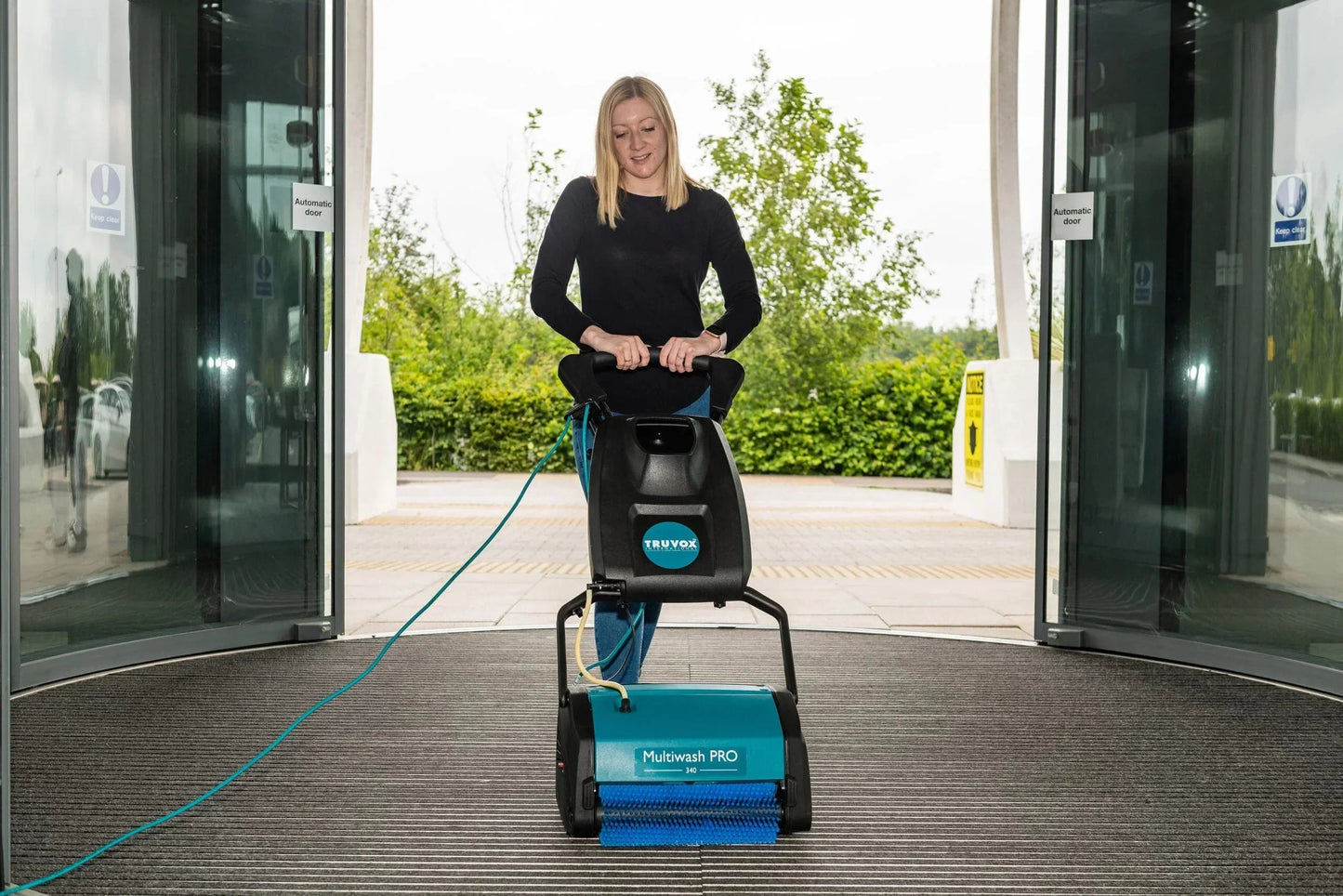 Truvox Scrubber Dryer Truvox Multiwash 440 Pro Scrubber Dryer - Ideal For Difficult Flooring - MW440PRO MW440PRO - Buy Direct from Spare and Square